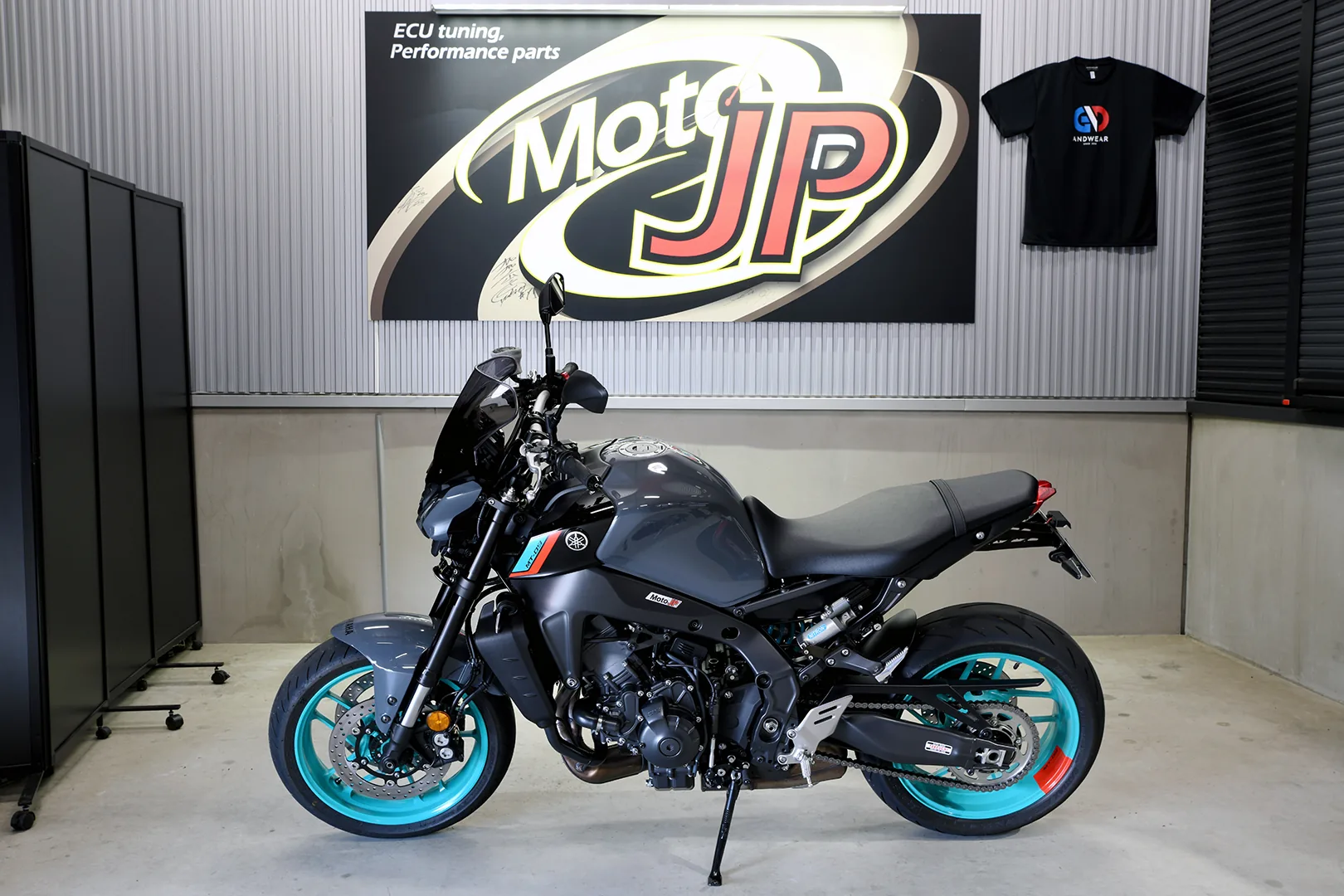 YAMAHA MT-09 2021-2023