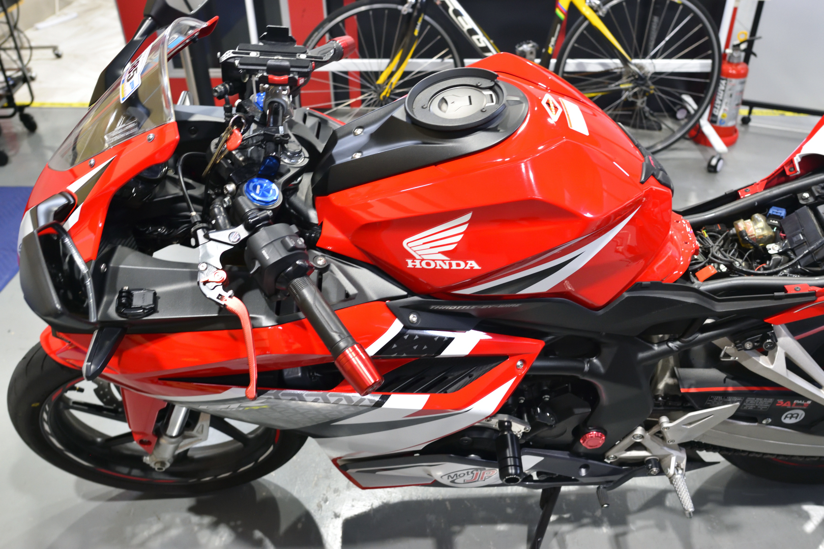 [No.13] Honda CBR250RR 2016-2019 EZ-SHIFTER 取付