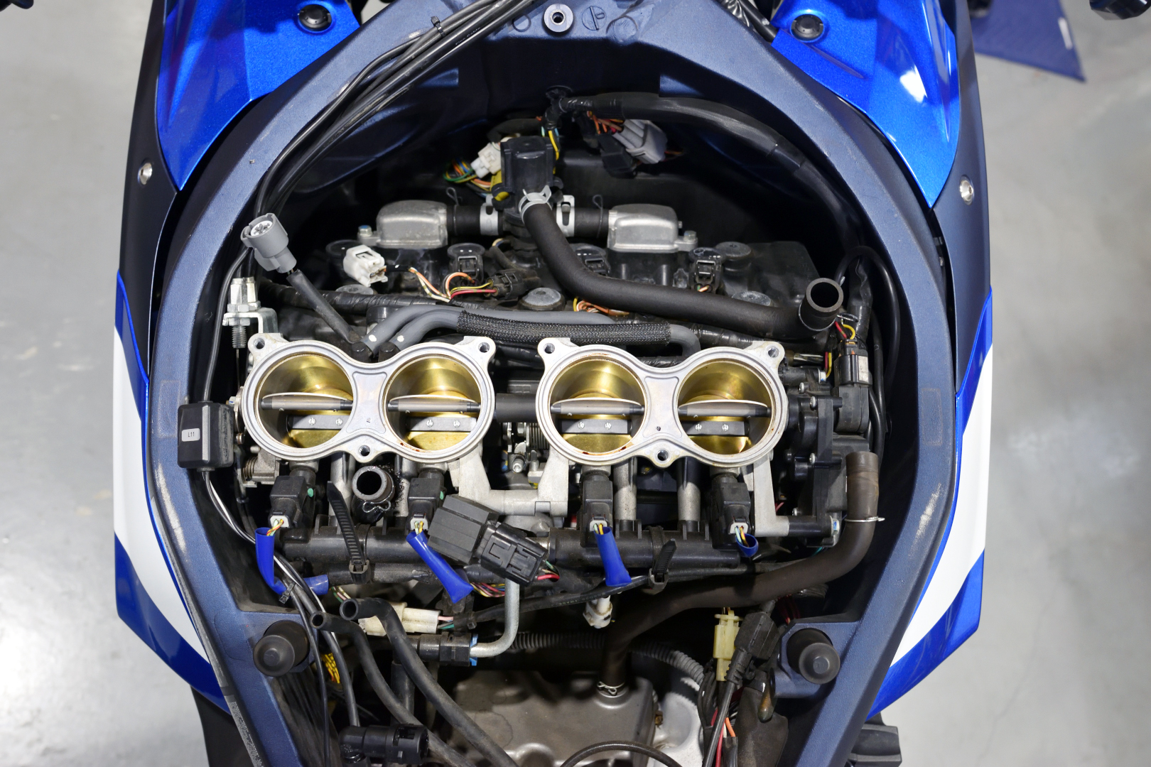 [No.14] SUZUKI GSX-R1000 2012-2016 Translogic製クイックシフター 取付