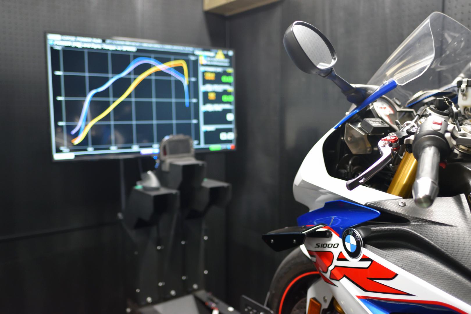 [No.5] BMW MOTORRAD S1000RR 2017-2018 ★ECUチューニング開発★