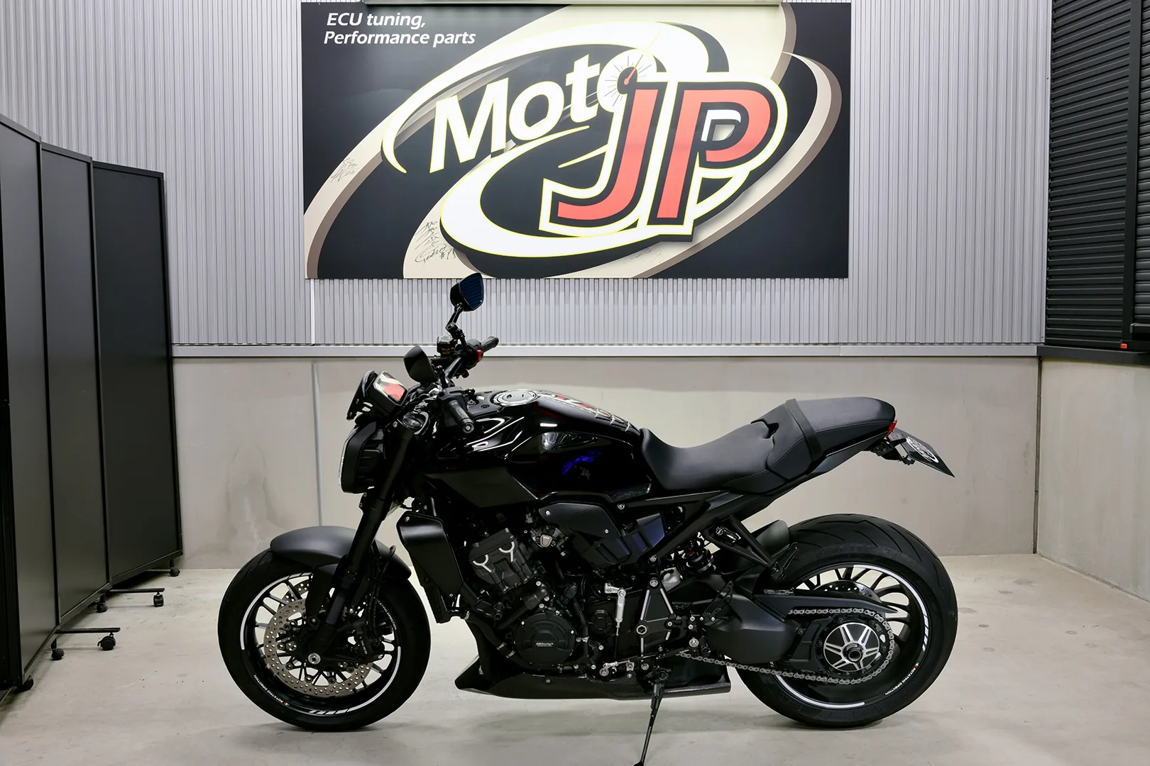 HONDA CB1000R