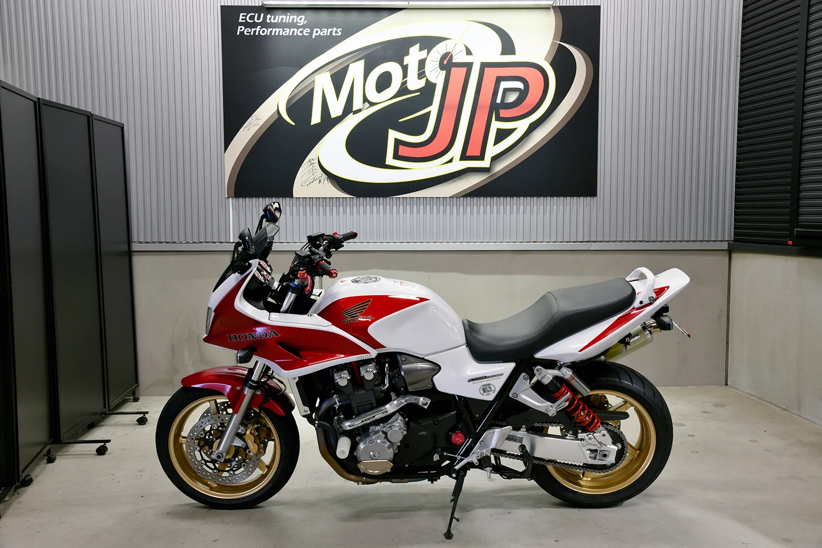 HONDA CB1300SB