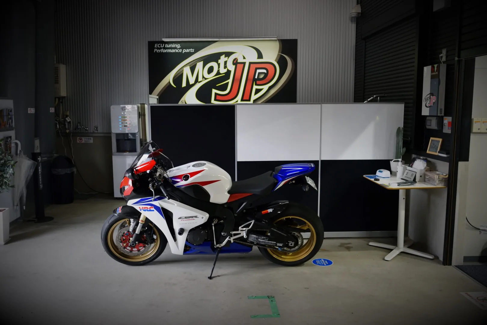 HONDA CBR1000RR