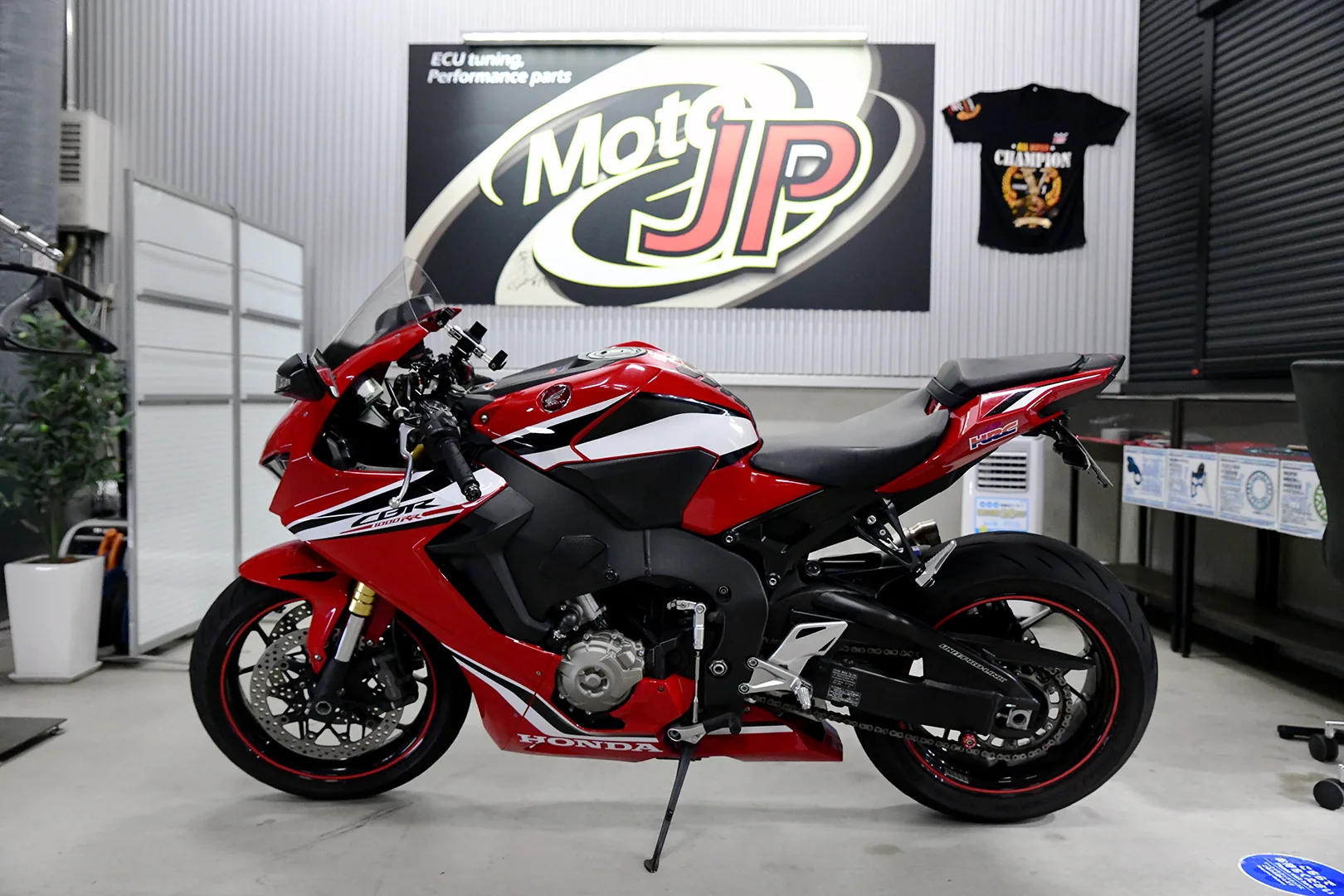 HONDA CBR1000RR