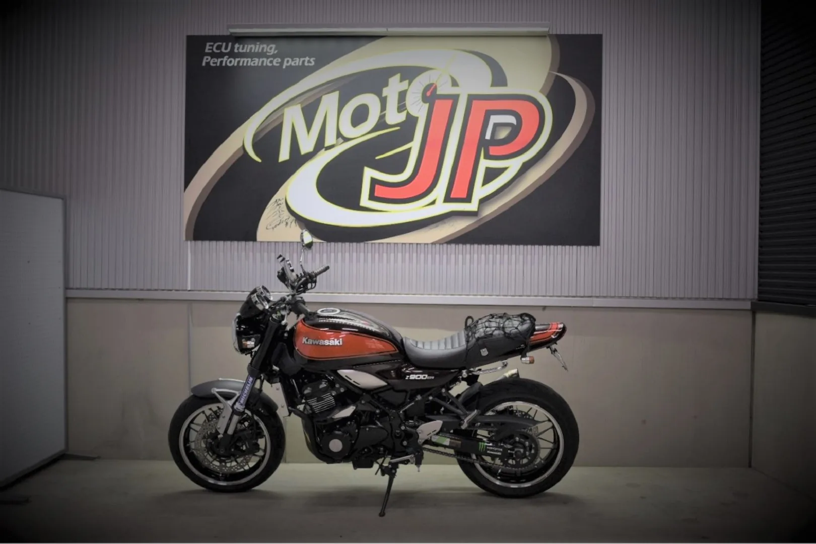 KAWASAKI Z900RS