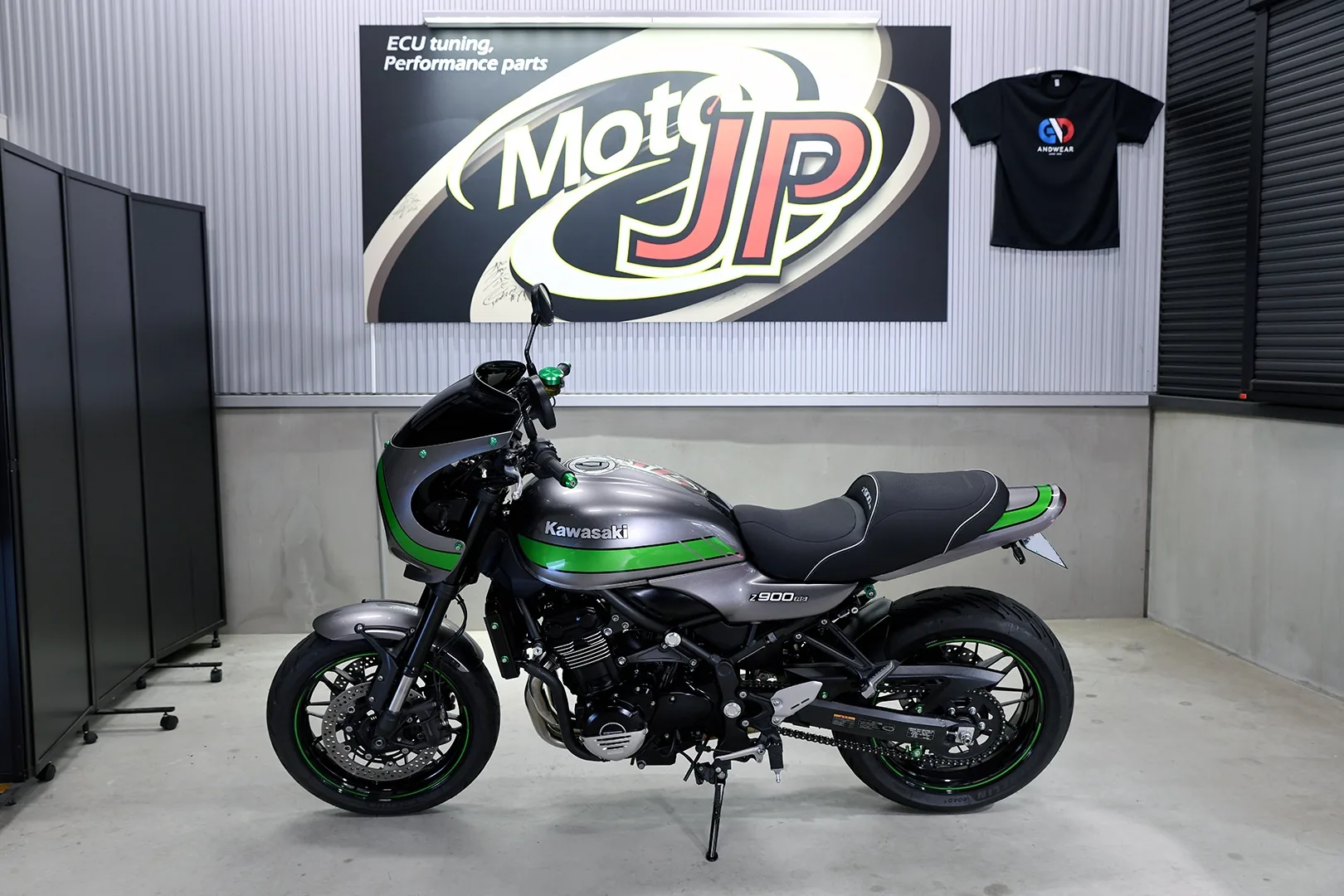 KAWASAKI Z900RS (CAFE)