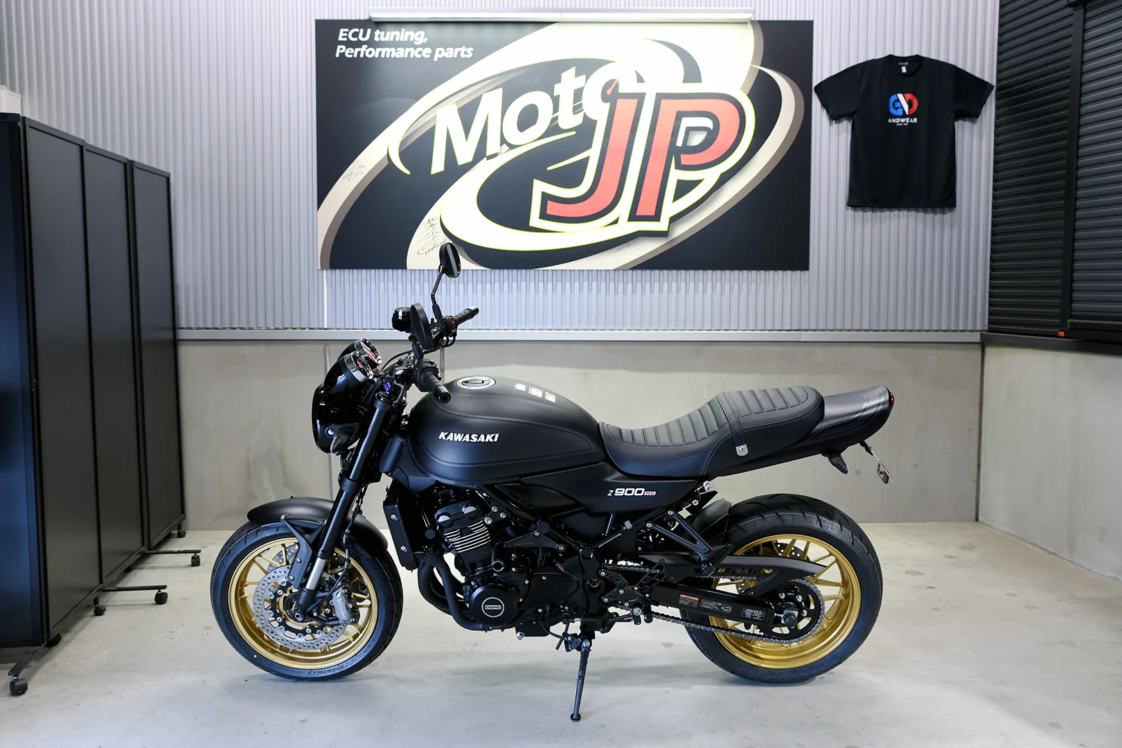 KAWASAKI Z900RS (SE)