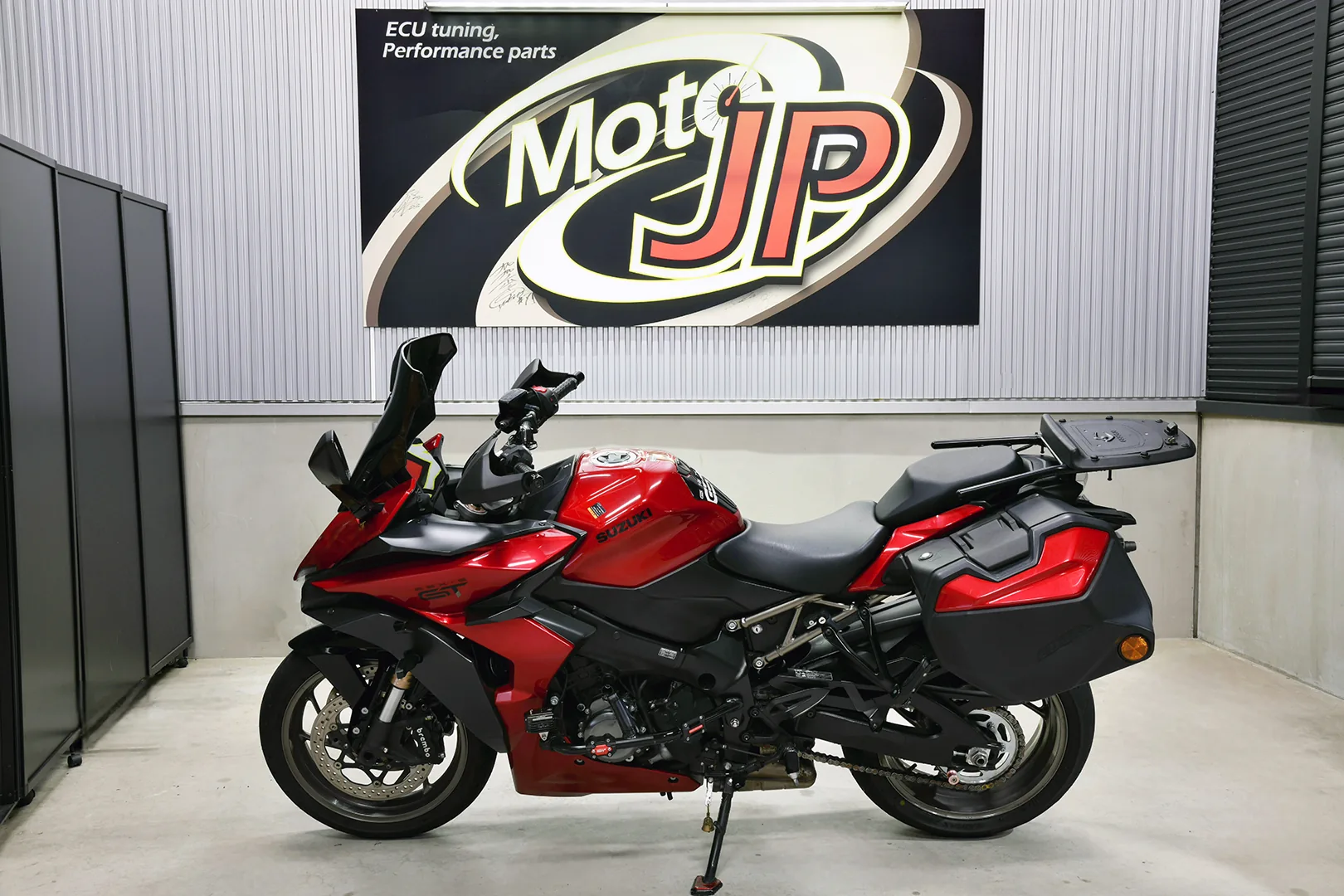 SUZUKI GSX-S1000GT