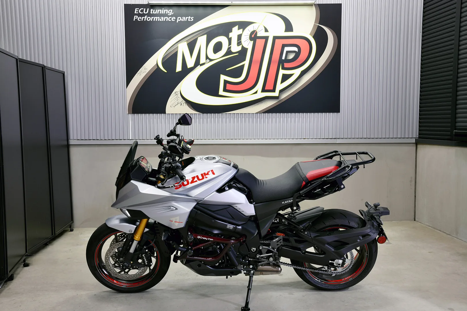 SUZUKI KATANA