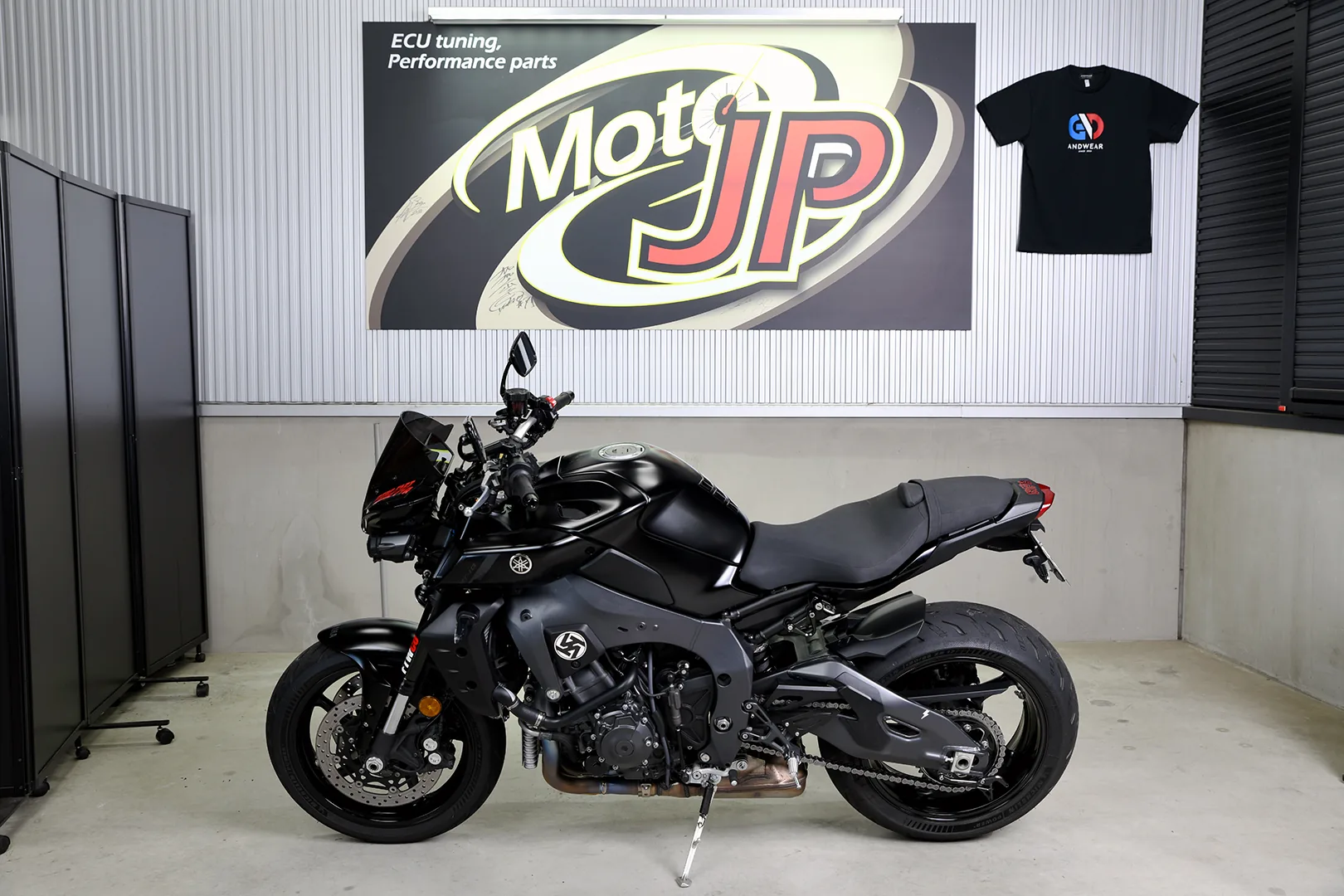 YAMAHA MT-10