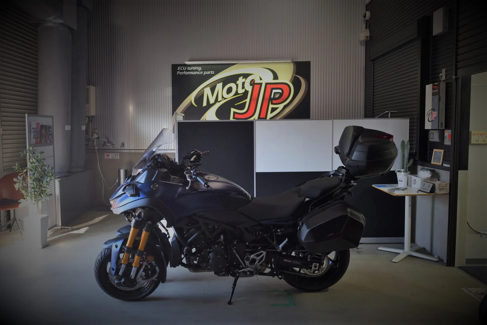 YAMAHA NIKEN GT